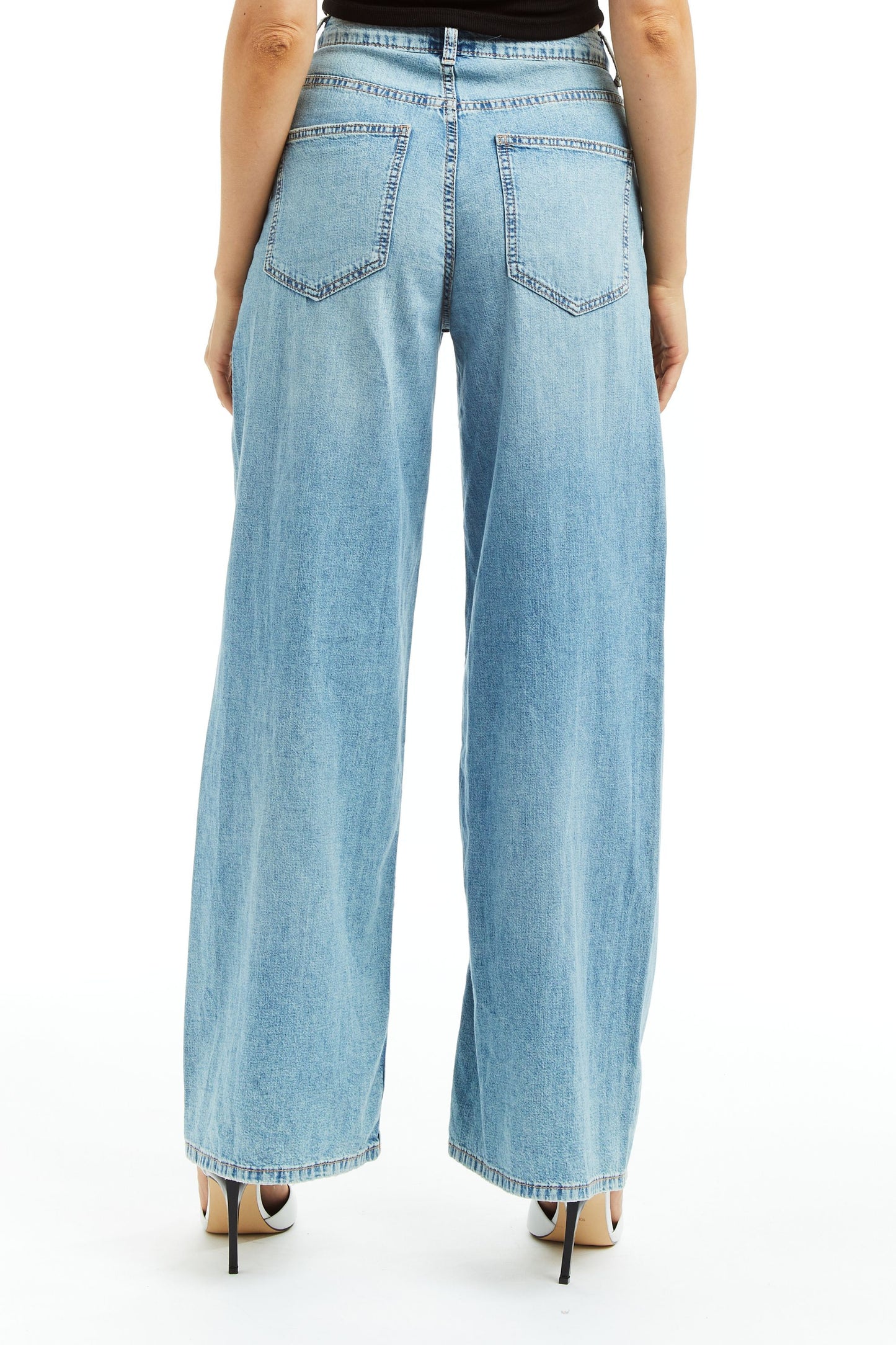 Wide Leg With Curved Outseam