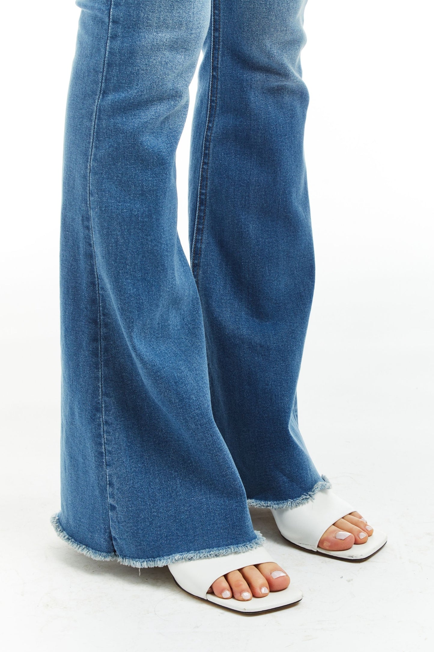 Mid Rise Flare In Indigo