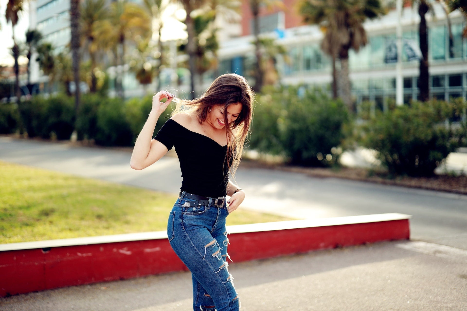 Womens Mid Rise Jeans: The Perfect Blend of Style and Comfort