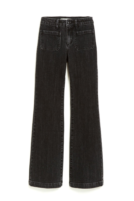 HIGH RISE PATCH POCKET FLARE WITH CHAIN
